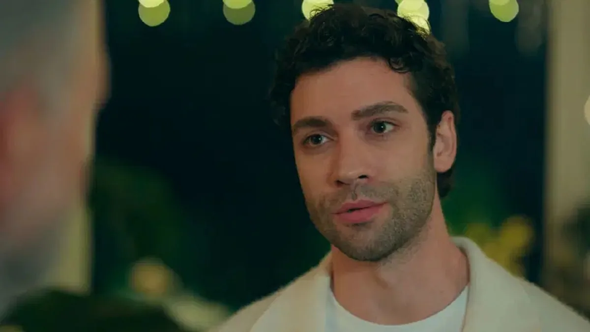 مشهد من مسلسل حياة الآخرين — الحقوق لأصحابها