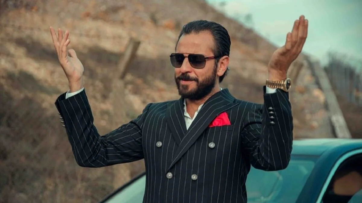 إركان كولتشاك كوستنديل بشخصية فارتولو سعد الدين في مسلسل الحفرة