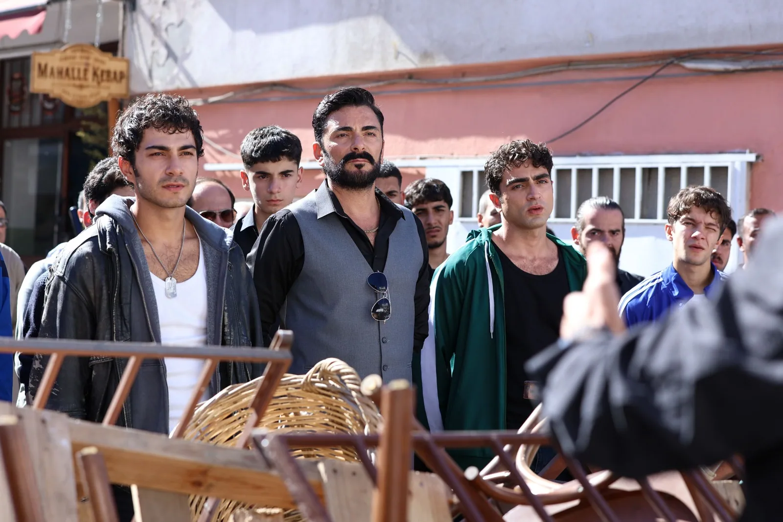 من مشاهد مسلسل «إسطنبول رأساً على عقب» — صورة من تقرير المصدر الصحفي — الحقوق لأصحابها