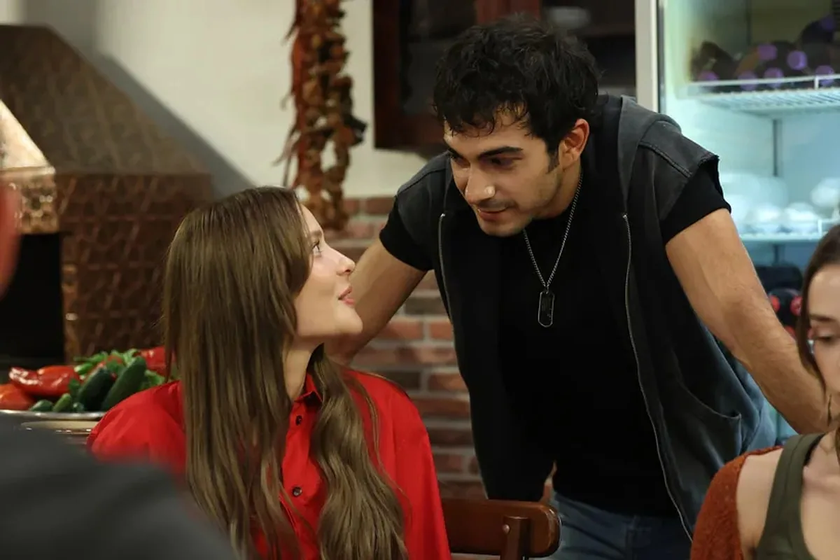 مسلسل «في السابعة عشرة» — من الحلقات