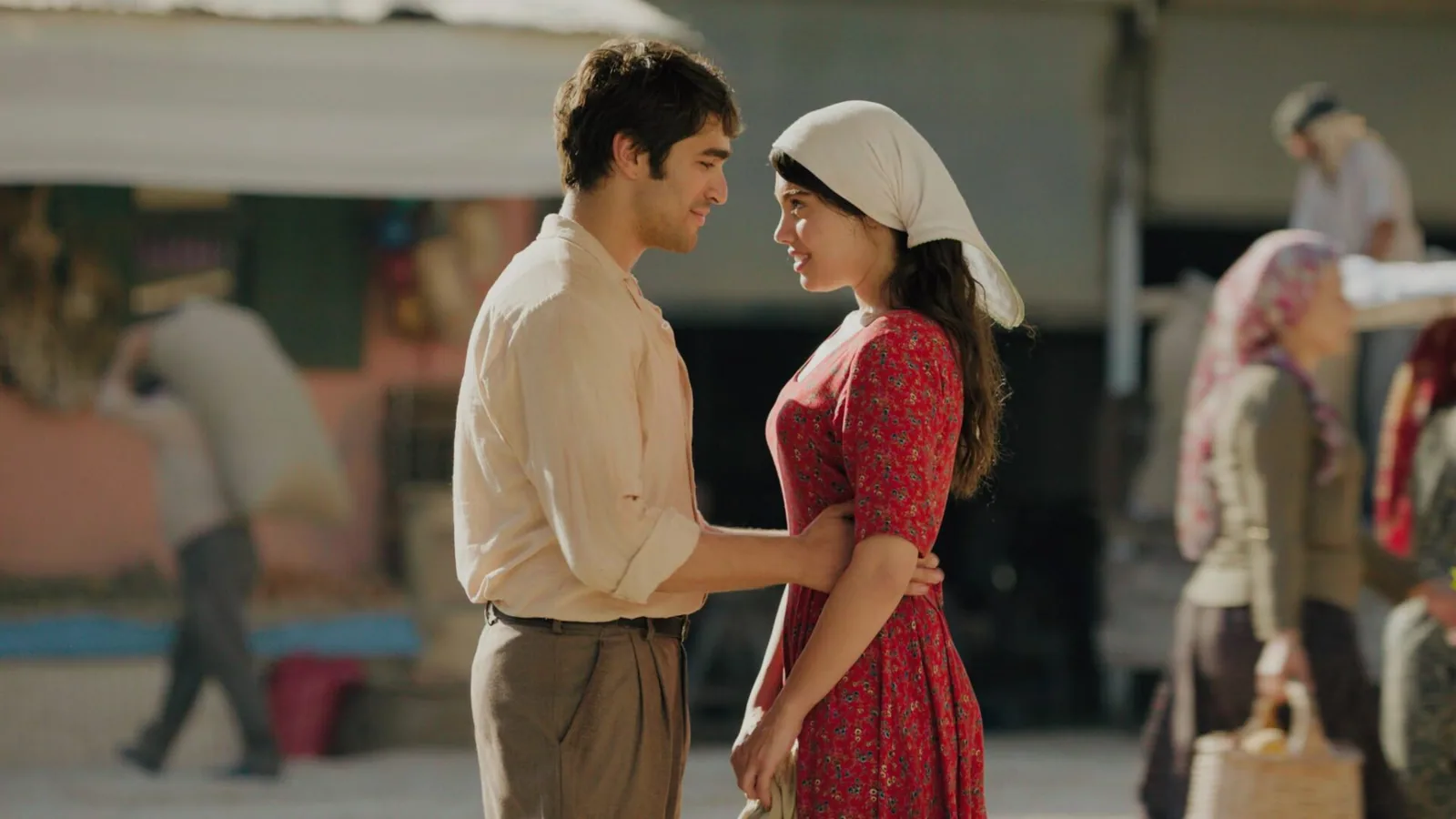 مشهد من مسلسل صيف جاف