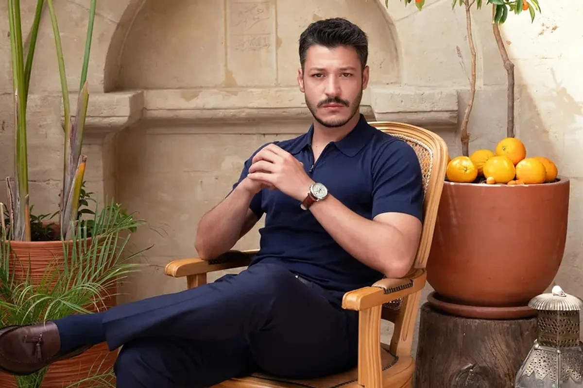 الممثل كوبيلاي أكا — الحقوق لأصحابها