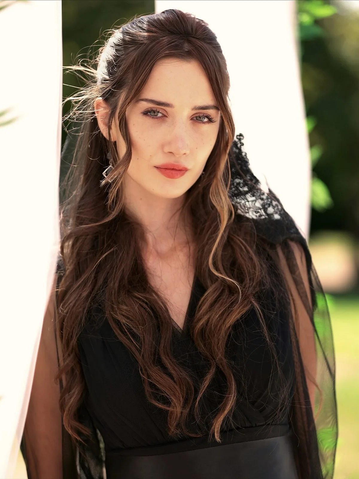 صورة من كواليس مسلسل الرجل النبيل