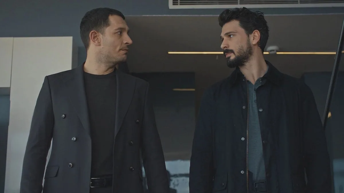لقطة من مسلسل حبك نار