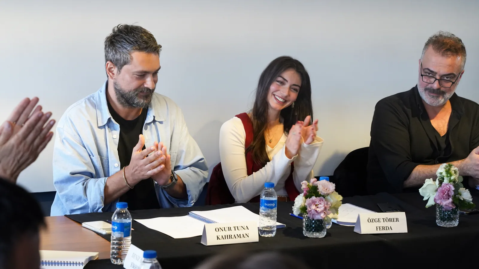 مسلسل «البئر المظلم» — طاقم العمل في القراءة الأولى